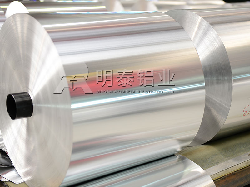 大型鋁箔廠(chǎng)家-燒烤用8011鋁箔1噸加工費(fèi)多少錢(qián)？